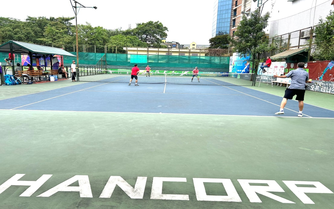 CLB Tennis Đoàn Luật Sư TP Hà Nội thi đấu thành công tại giải quần vợt CLB Thăng Long - CLB Luật Sư Hà Nội 5 Picture5