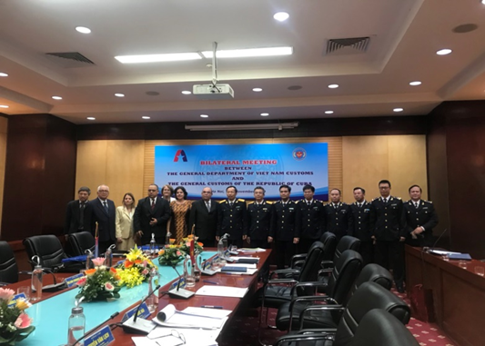 Chó nghiệp vụ - ‘trợ thủ’ đắc lực của hải quan trong phòng chống ma túy- Ảnh 7. Chó nghiệp vụ - ‘trợ thủ’ đắc lực của hải quan trong phòng chống ma túy- Ảnh 7.