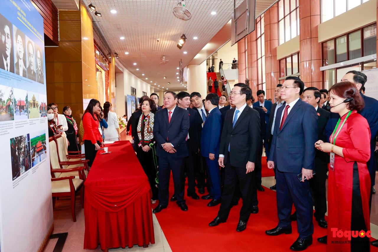 Bộ trưởng Nguyễn Văn Hùng: Cầu thị, tiếp thu mọi ý kiến để nỗ lực hoàn thiện dự thảo Chương trình MTQG về phát triển văn hoá 2 mac hoi thao van hoa 2022 the che chinh sach va nguon luc cho phat trien van hoa17 16712486786392127123542 1702008996568156576949 1702259012962 1702259013101324386496