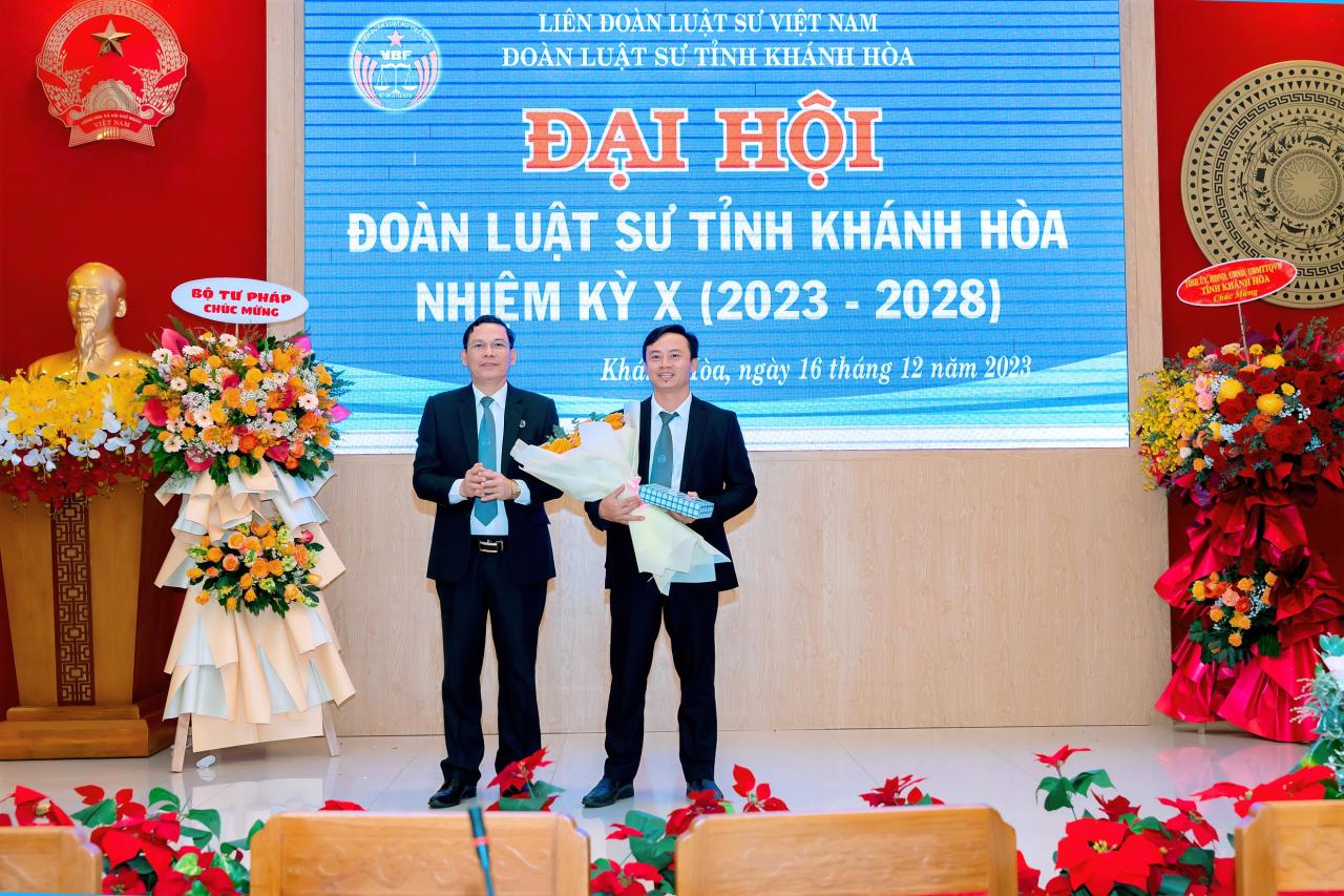 Kết quả Đại hội Đoàn Luật sư tỉnh Khánh Hòa nhiệm kỳ X (2023-2028) 18 z4982854980556 3eb84cf5f0d26891b3ff7a0bf6b60ad8