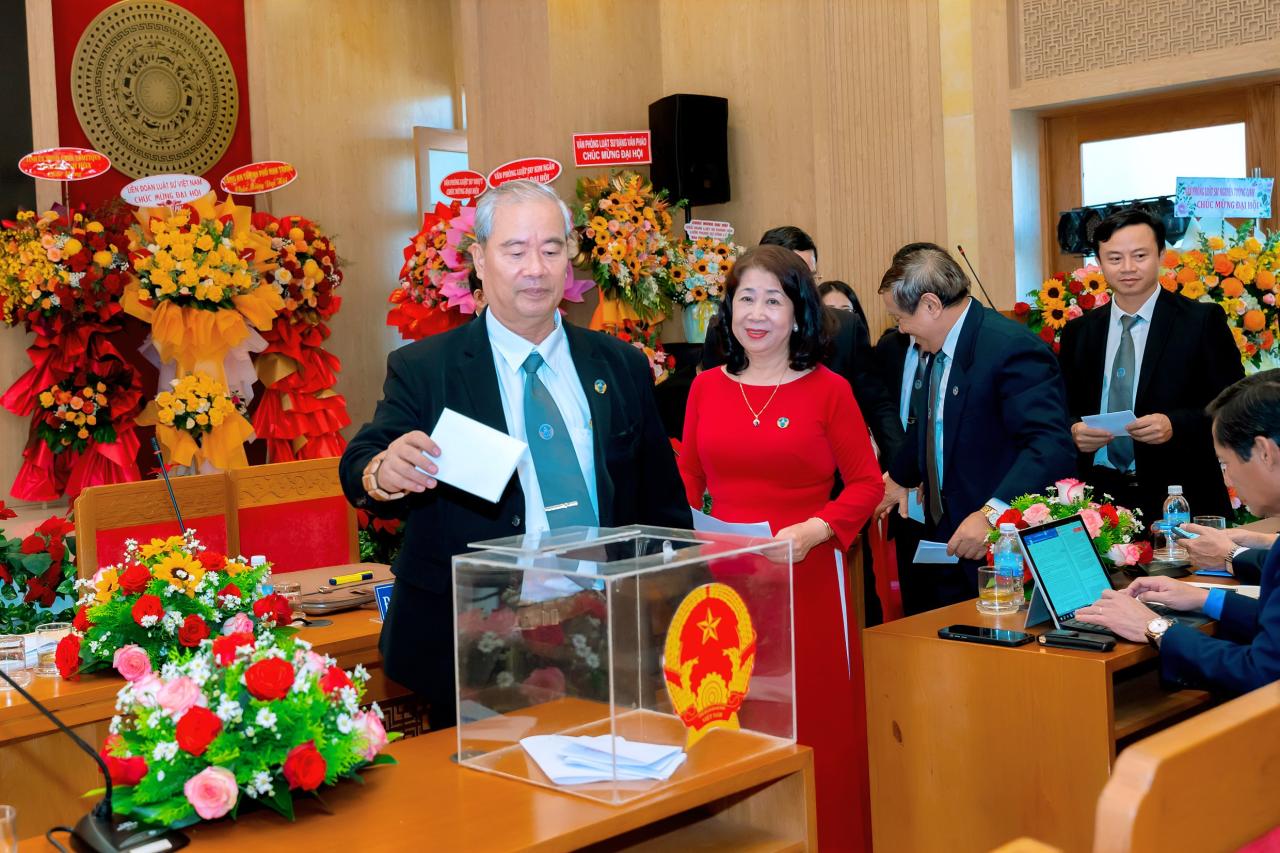 Kết quả Đại hội Đoàn Luật sư tỉnh Khánh Hòa nhiệm kỳ X (2023-2028) 24 z4982855002683 6d183c6334da32c105c6200ed0a24135