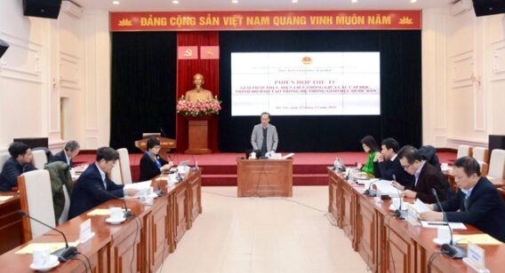 Hệ thống giáo dục liên thông được tổ chức đa dạng, đúng luật- Ảnh 1.