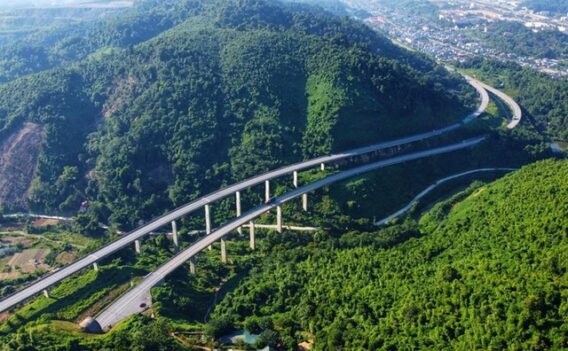 Người dân lựa chọn cao tốc di chuyển ngày càng tăng- Ảnh 1.