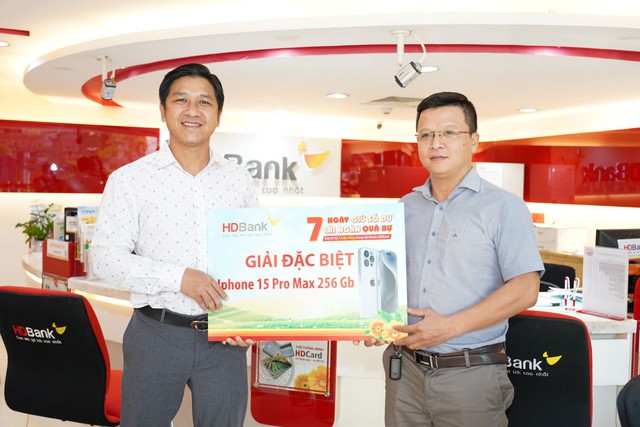 Chỉ 3 triệu đồng có ngay cơ hội sở hữu Iphone 15 trên app HDBank- Ảnh 2.