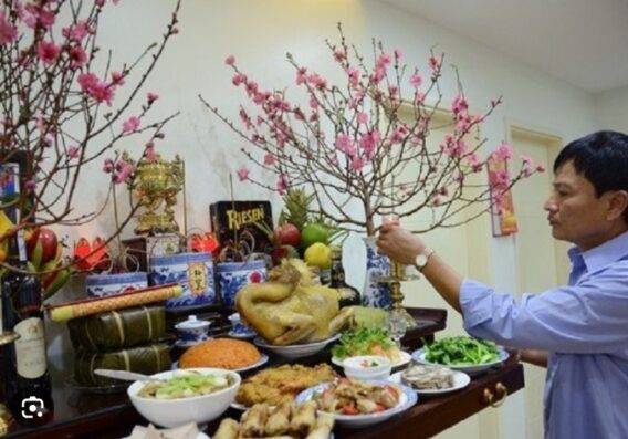 van cung dem giao thua