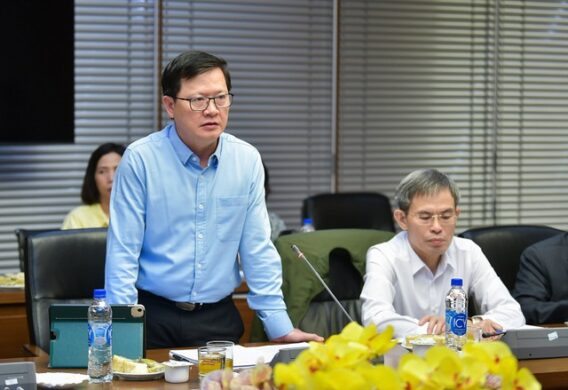 Thường trực Ủy ban Pháp luật của Quốc hội làm việc với Bộ Tư pháp về Luật Công chứng (sửa đổi)- Ảnh 1.