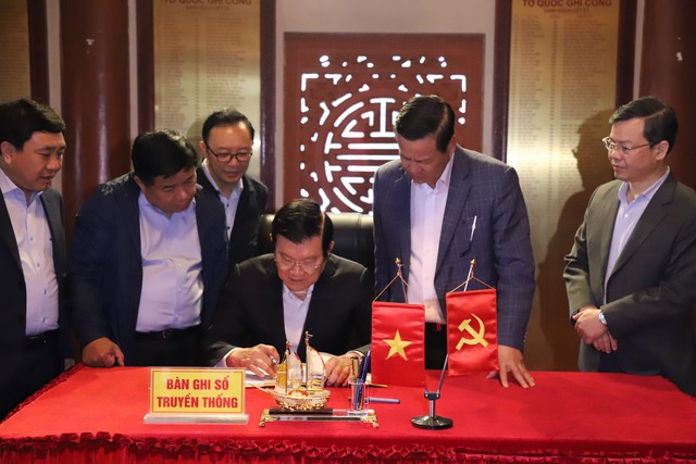Tri ân các chiến sĩ, gia đình chính sách tại Vị Xuyên, Hà Giang- Ảnh 5. Tri ân các chiến sĩ, gia đình chính sách tại Vị Xuyên, Hà Giang- Ảnh 5.