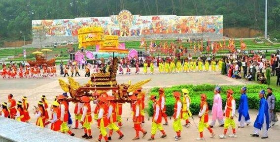 Bộ VHTT&DL: Tổ chức lễ hội trật tự, an toàn, tiết kiệm, văn minh- Ảnh 1.