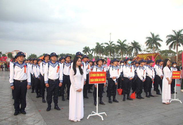 Thanh niên trên địa bàn Quân khu 5 hăng hái tòng quân- Ảnh 4.