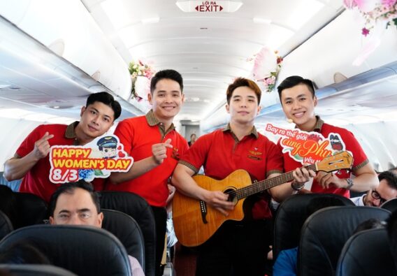 Những lời chúc mừng yêu thương Vietjet gửi tặng một nửa thế giới dịp 8/3- Ảnh 1.