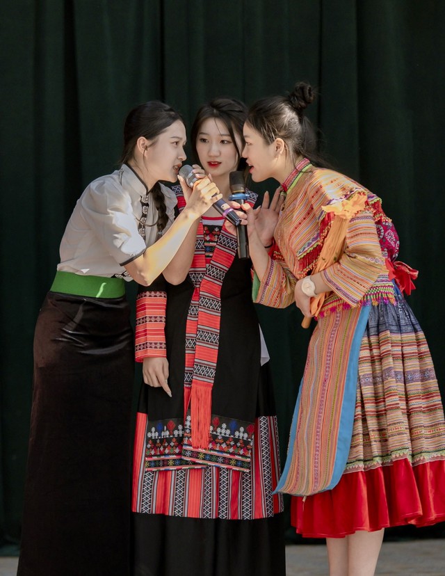 Tổng kết dự án 'Nền tảng học tương tác trực tuyến câu lạc bộ nữ sinh'- Ảnh 1.