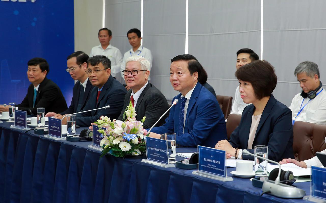 Lắng nghe DN để khởi tạo cho giai đoạn phát triển mới- Ảnh 5. Lắng nghe DN để khởi tạo cho giai đoạn phát triển mới- Ảnh 5.