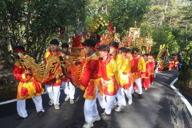 Giỗ Tổ Hùng Vương 2024: Nhiều hoạt động ý nghĩa tại các địa phương- Ảnh 5. Giỗ Tổ Hùng Vương 2024: Nhiều hoạt động ý nghĩa tại các địa phương- Ảnh 5.