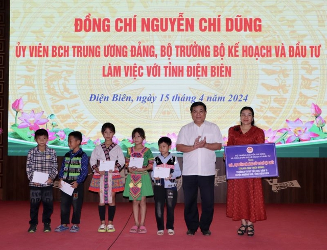 Điện Biên phát triển dựa trên thế mạnh truyền thống lịch sử cách mạng- Ảnh 4.