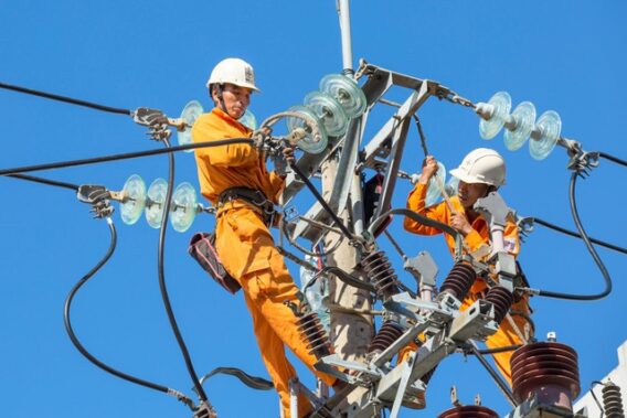 EVNCPC bảo đảm cung cấp điện dịp lễ sắp tới- Ảnh 1.