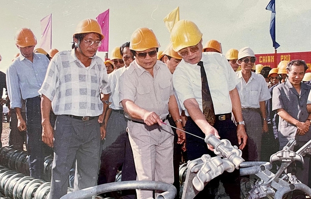 Viết tiếp bản hùng ca thời kỳ đổi mới trên công trình đường dây 500 kV- Ảnh 1.