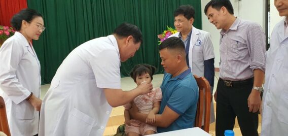 Chiến dịch bổ sung vitamin A cho hơn 6 triệu trẻ trên toàn quốc- Ảnh 1.