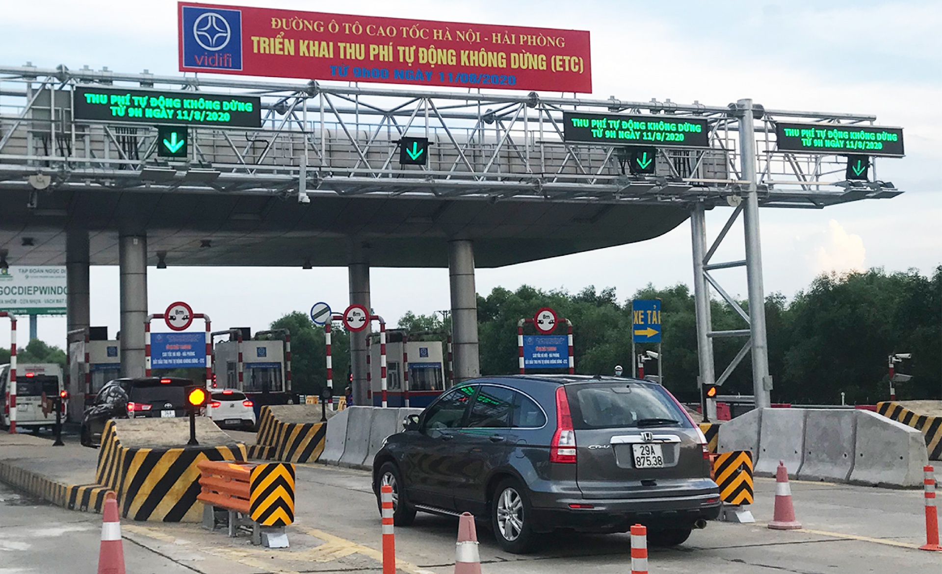 Hệ thống trạm thu phí không dừng ePass trên đường cao tốc